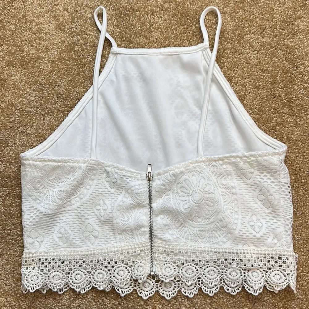 Gorgeous Fitted Lace Halter - Picture 2 of 3